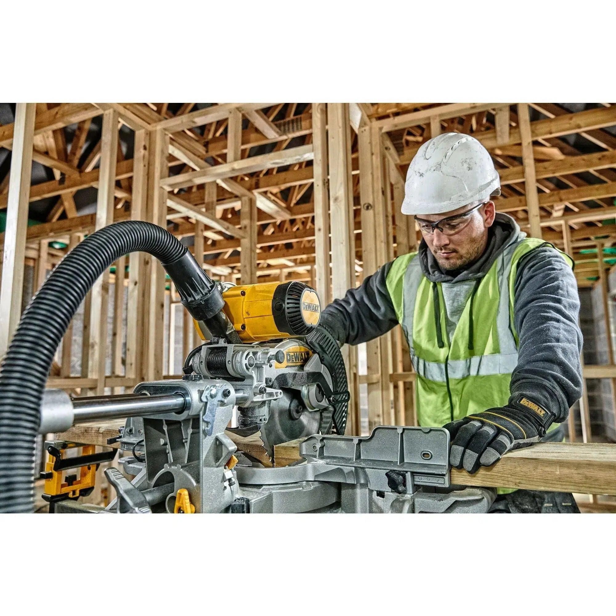 DeWALT DWS727 Afkort-/Verstekzaag met XPS 250mm 1675W