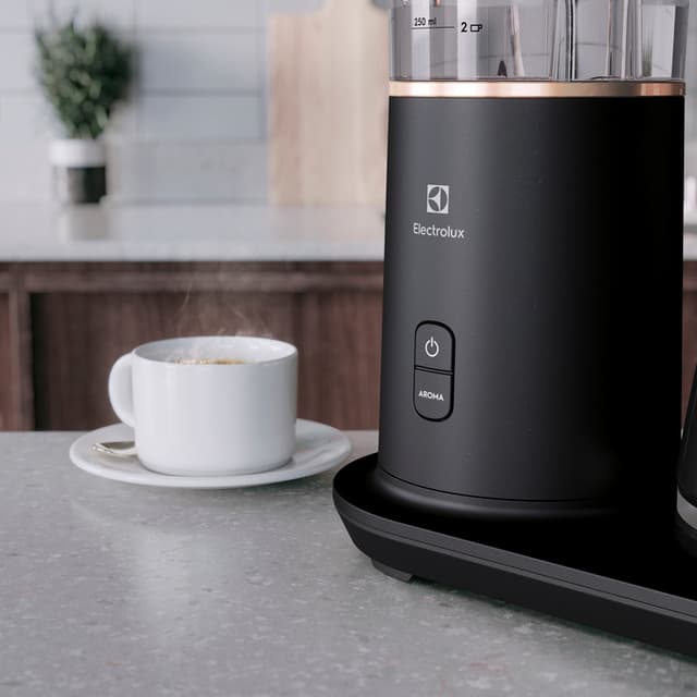 Electrolux Explore 7 kaffemaskine E7CM14GB