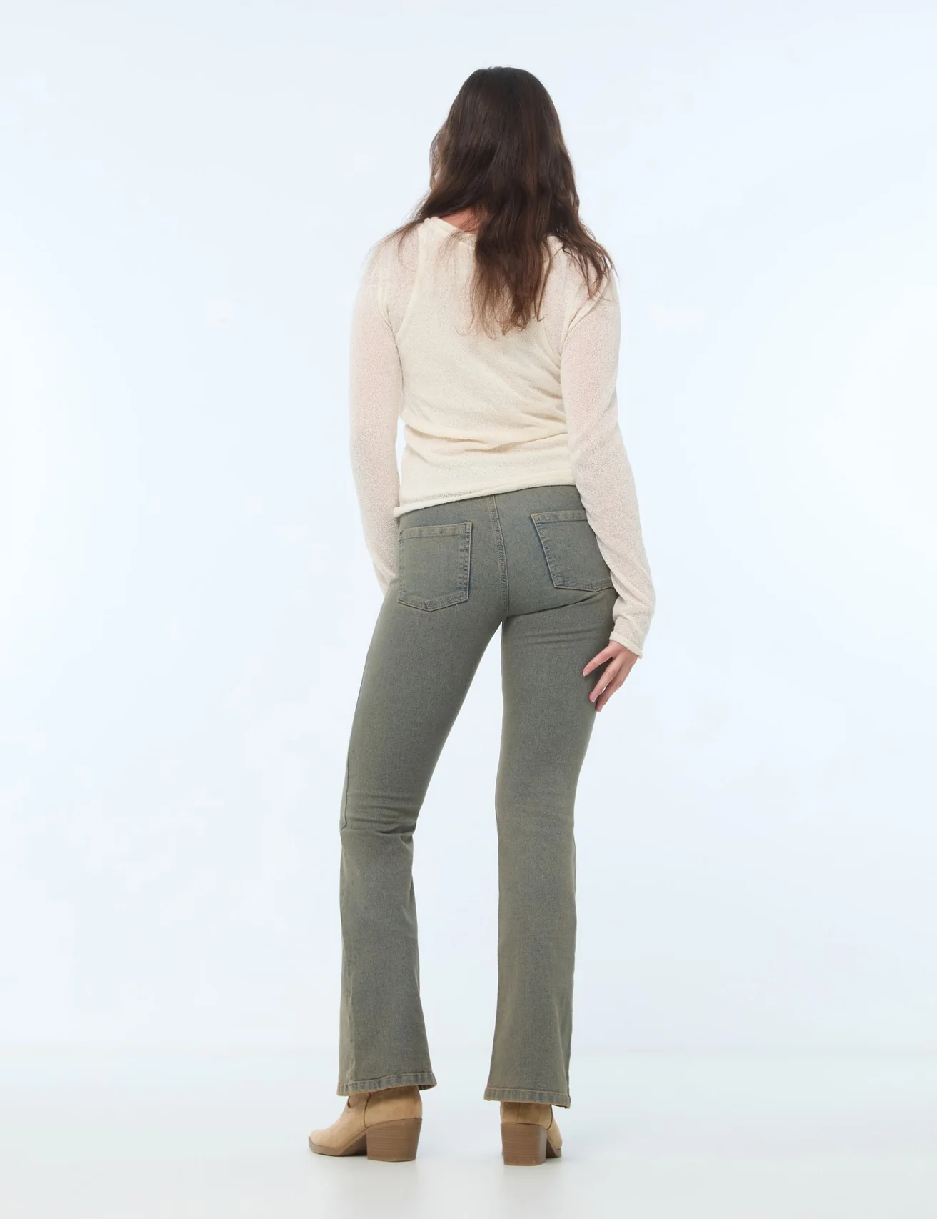 Jean taille basse coupe flare dirty bleu