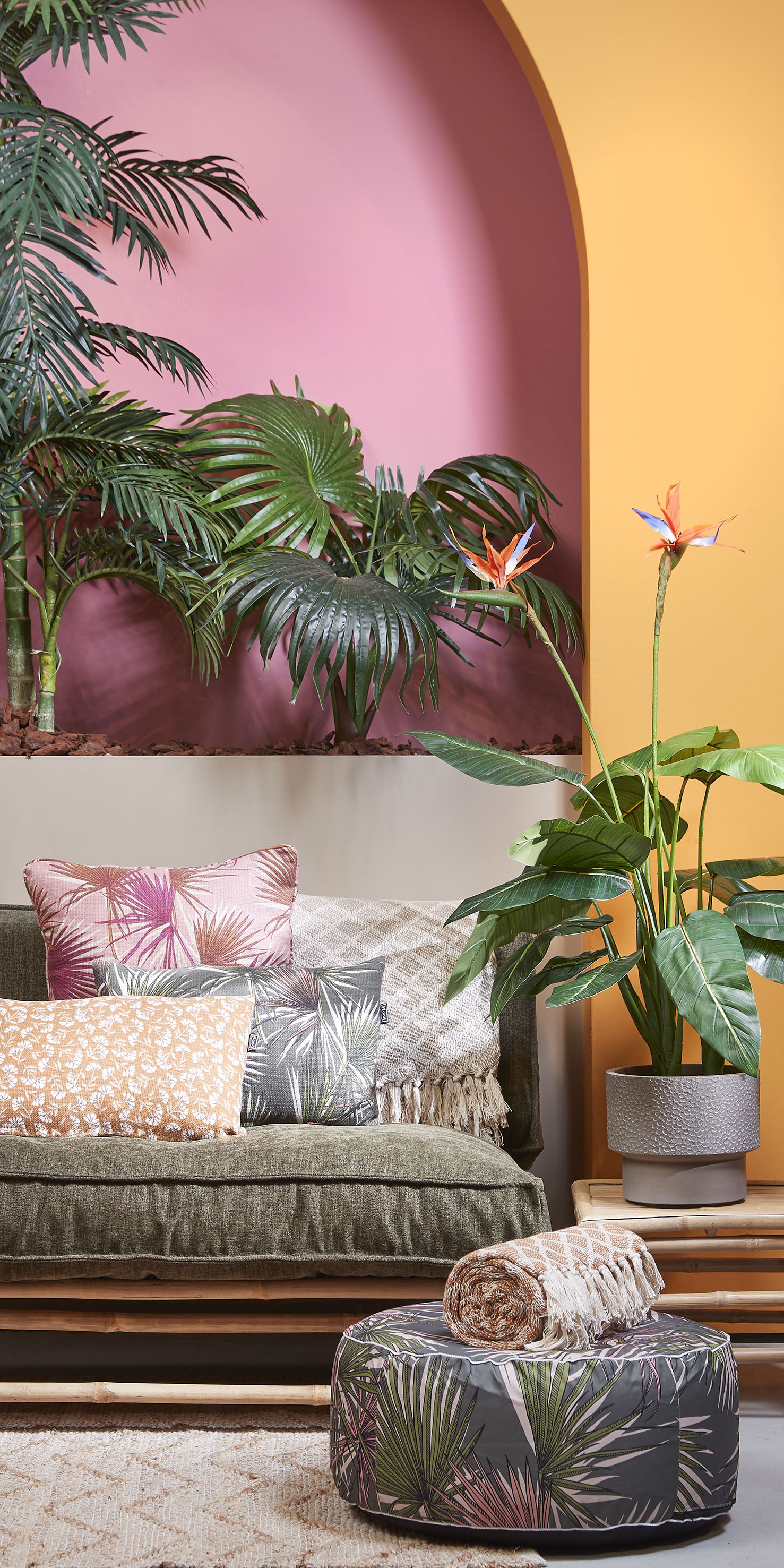 Strelitzia artificielle vert en pot h110
