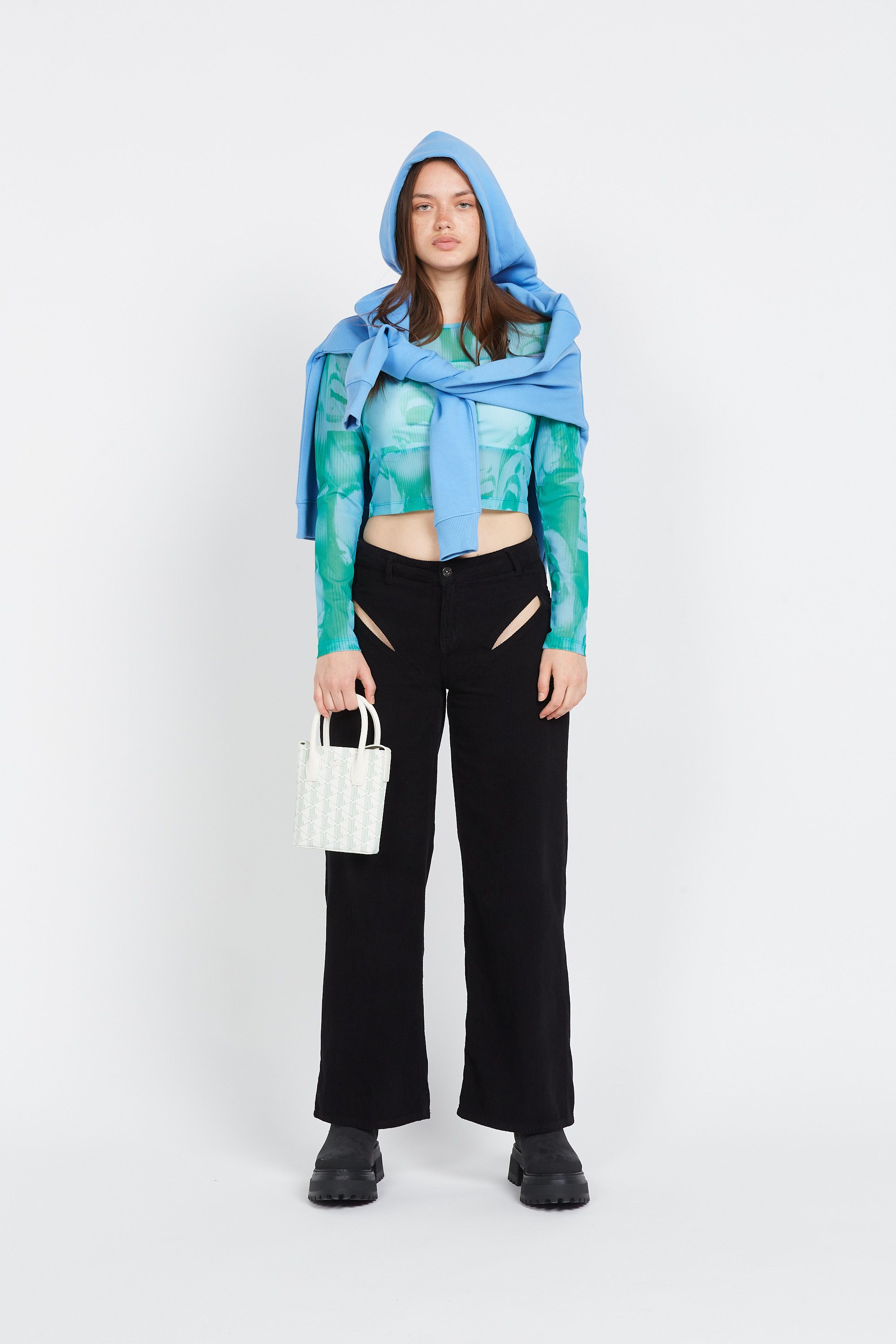 RAGGED PRIEST top VOLUME Bleu