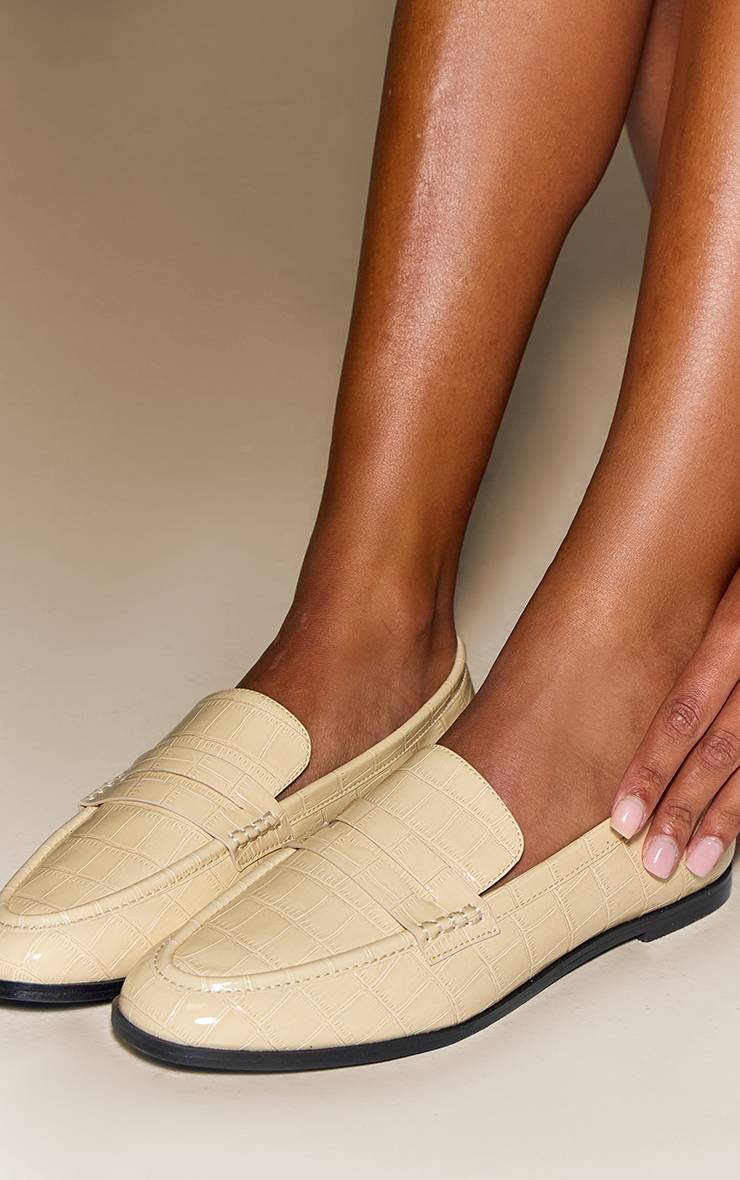Crème Mocassin À Bout Carré En Synthétique Effet Croco
