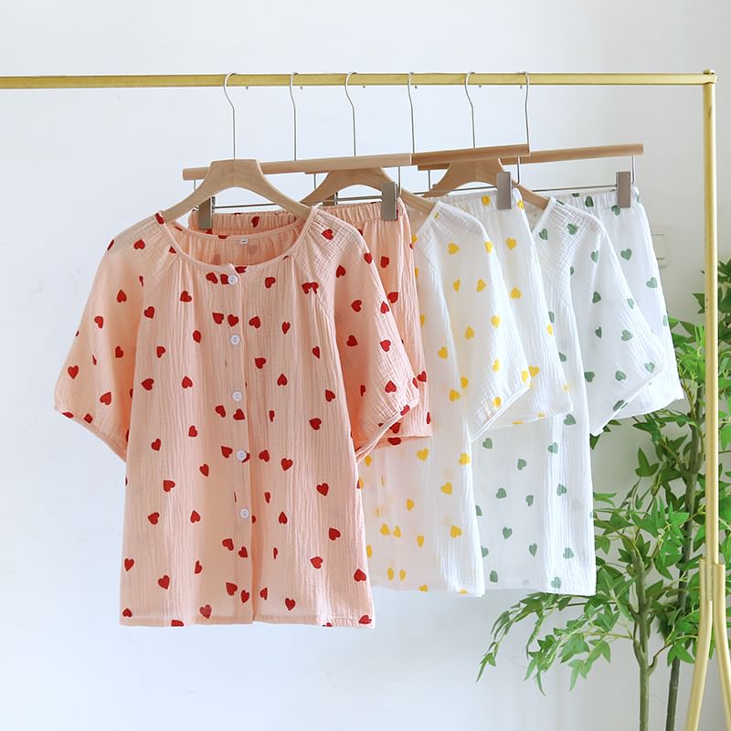 MelMount - Pyjamaset: Top met korte mouwen, ronde hals, hartjesprint en knoopjes + shorts met elastische taille