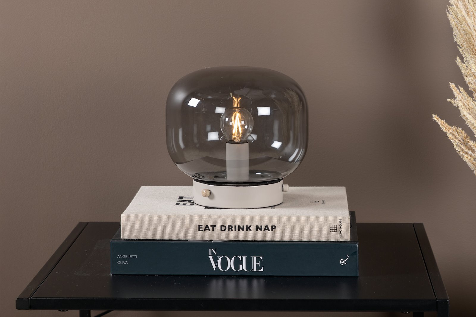 Bollonelie bordlampe Beige med sotet glass