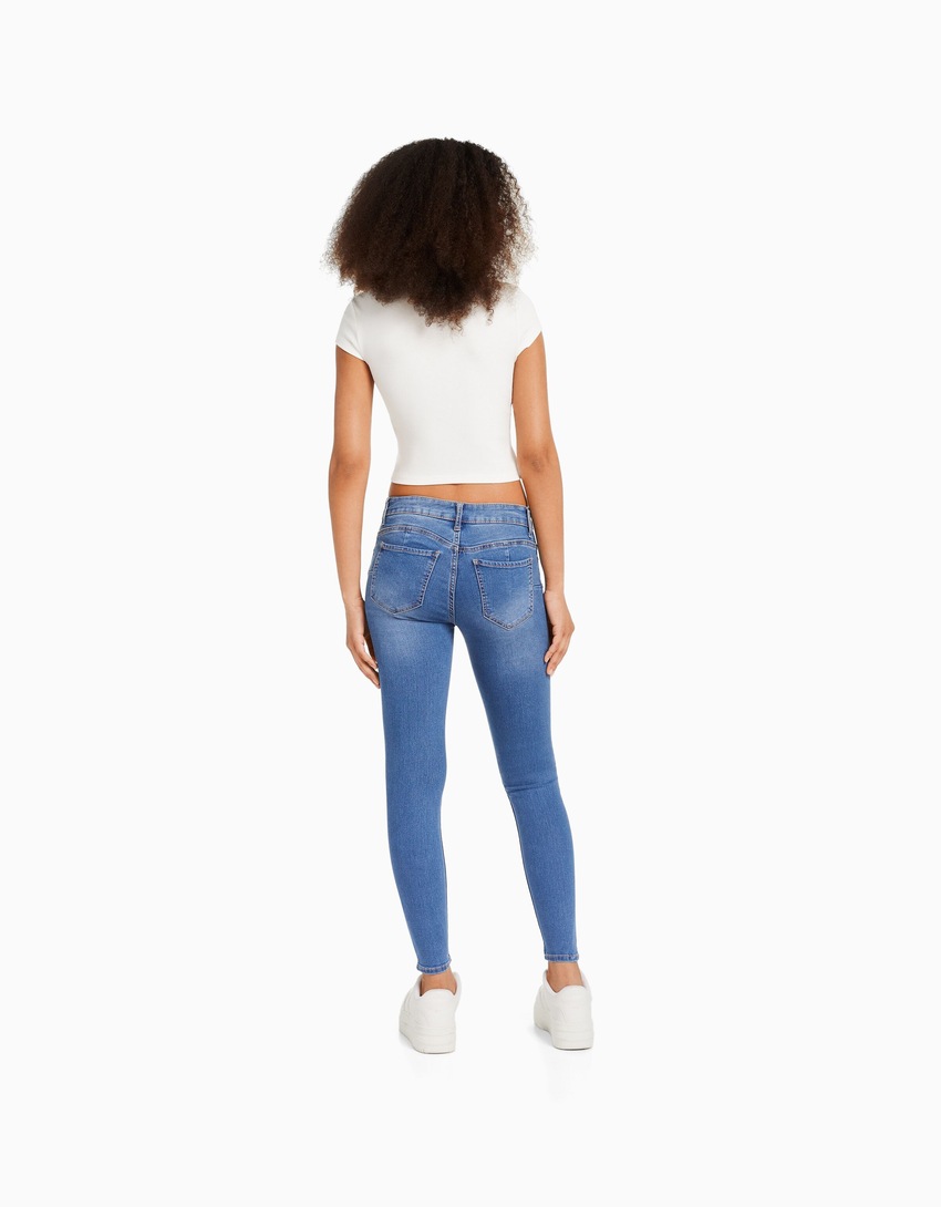 calça jeans skinny push-up