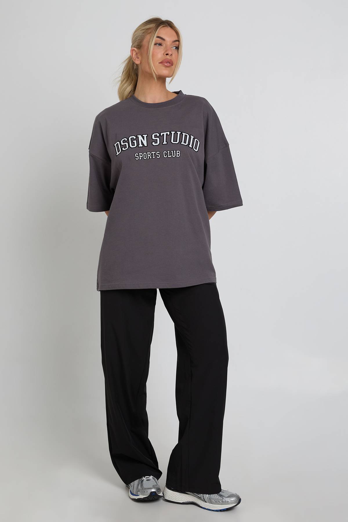 T-shirt Oversize À Appliqué Dsgn Studio