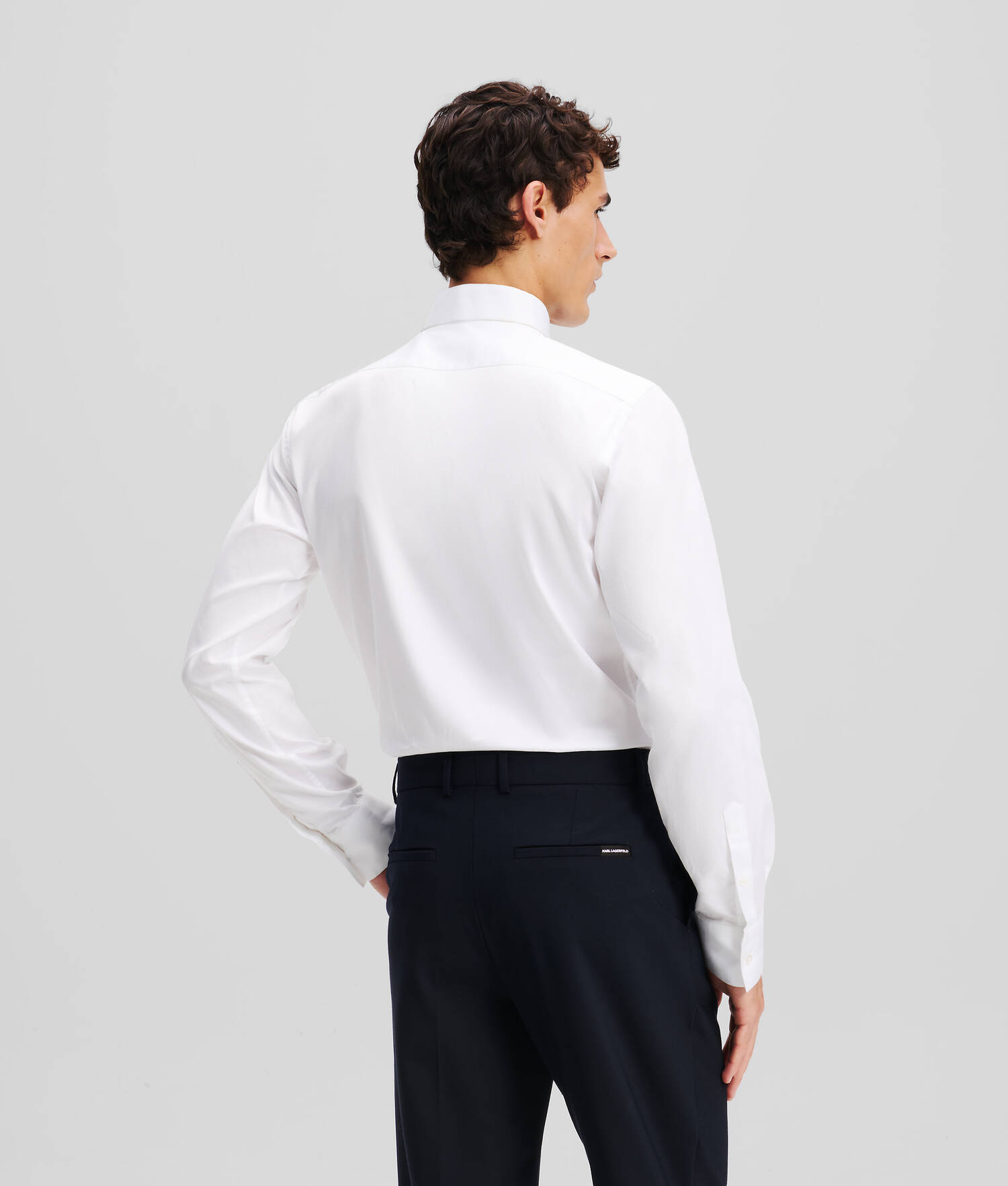 CHEMISE COUPE MODERNE