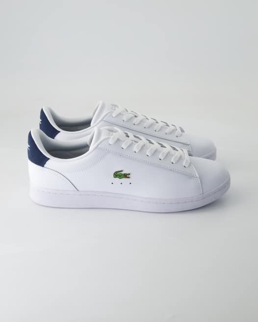 Lacoste Carnaby Sneaker in Weiß