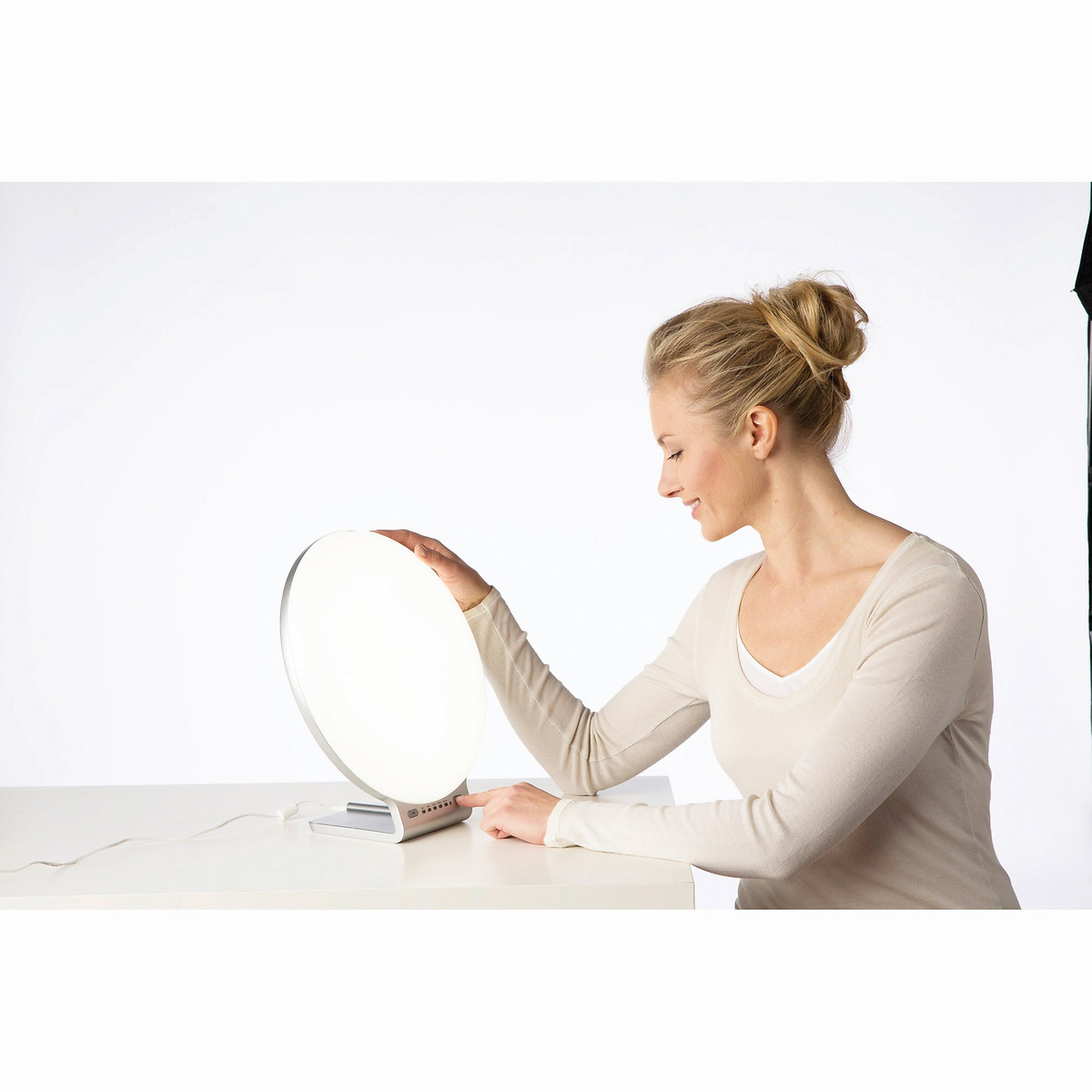 Lâmpada de fototerapia conectada BEURER TL100