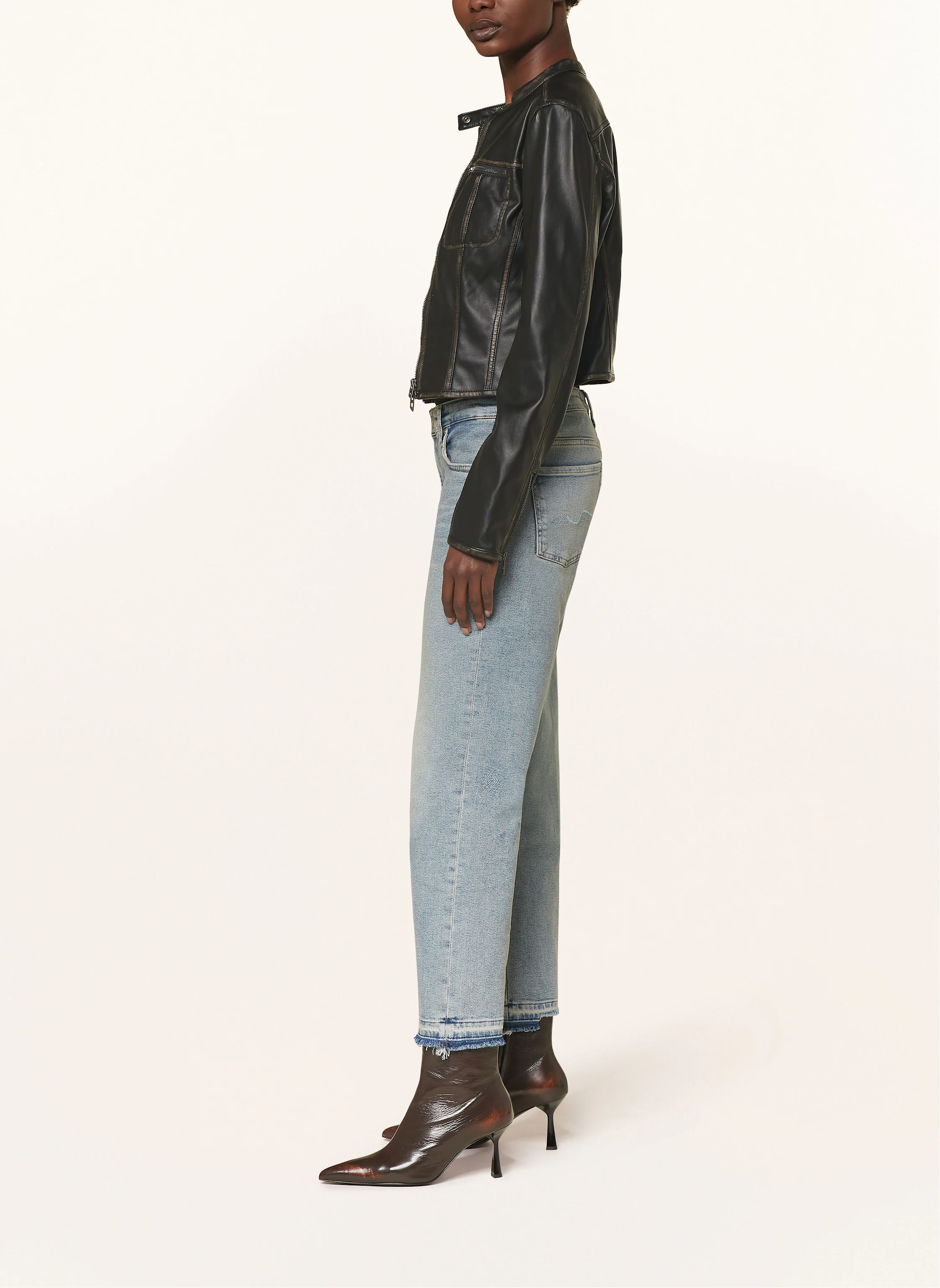 7 for all mankind Straight Jeans CALIE