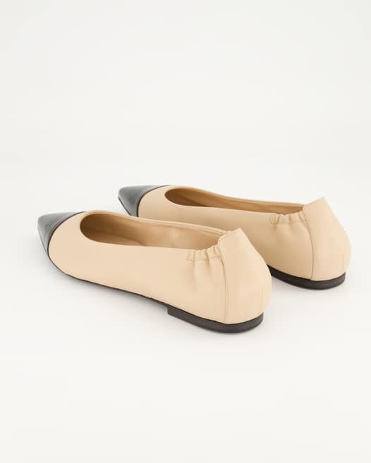 Kennel & Schmenger Greta Ballerinas in Beige