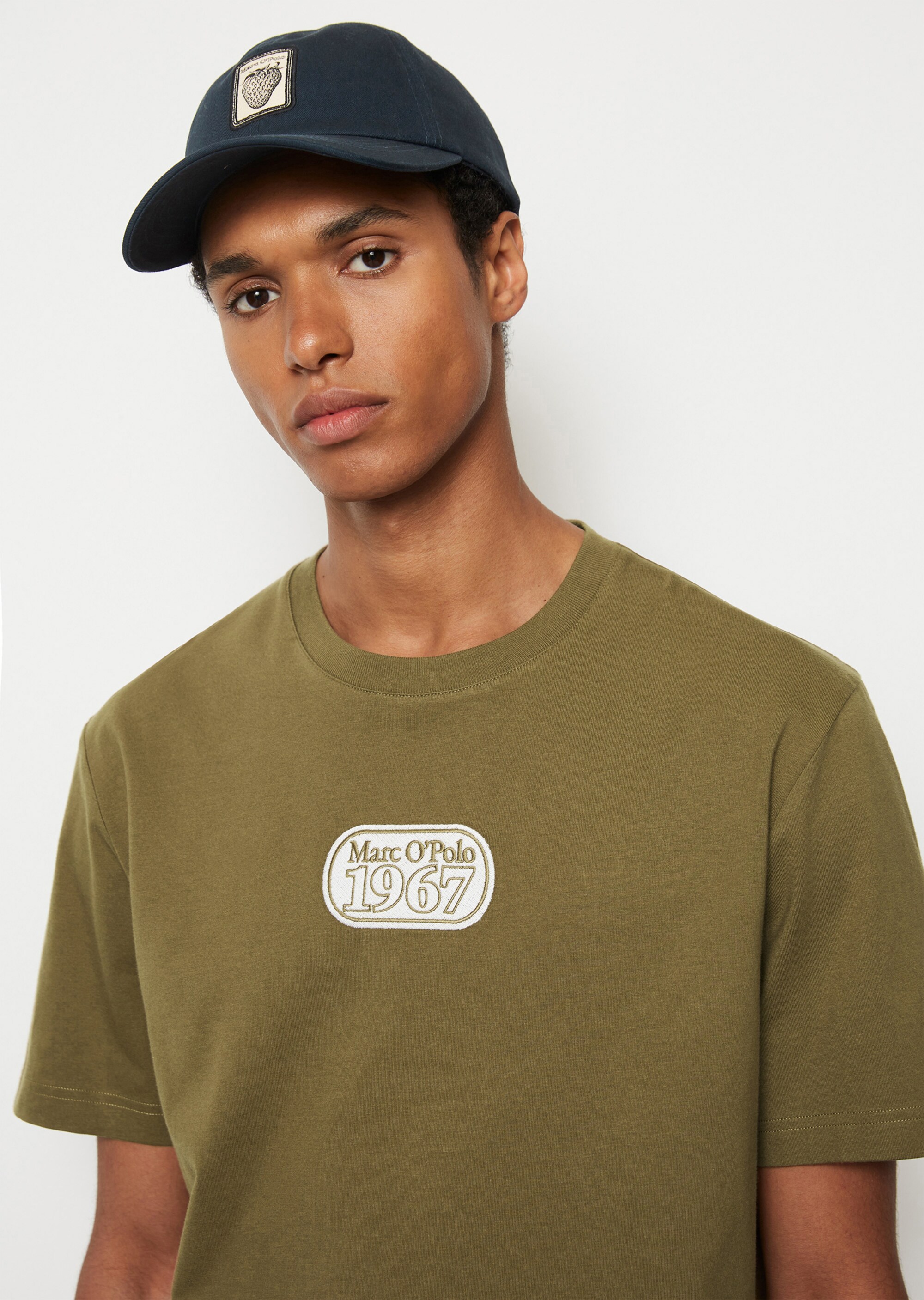 T-Shirt regular aus mittelschwerem Bio-Baumwoll-Jersey