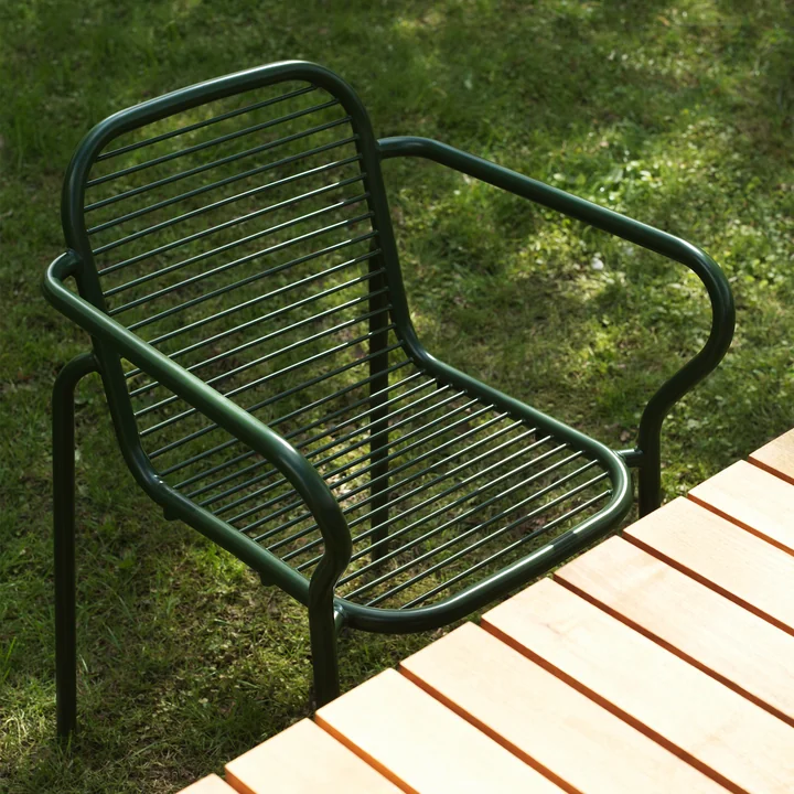 Normann Copenhagen - Vig Outdoor Armlehnstuhl, dunkelgrün