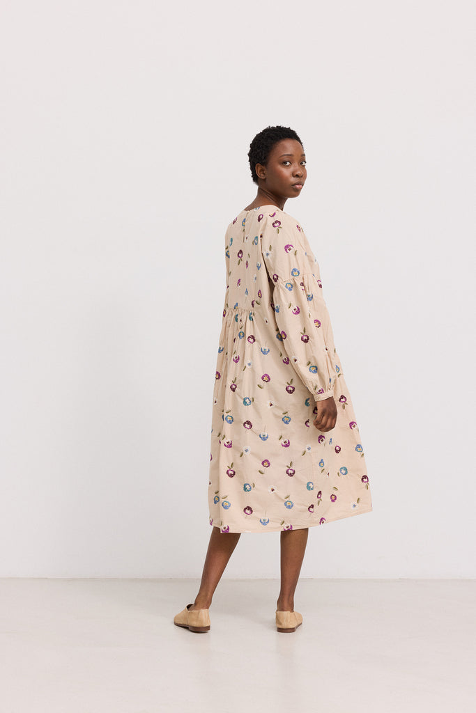 Danira W, Kjole - Pansy Embroidery