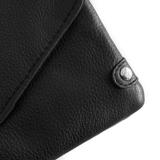 Depeche Pung, Black