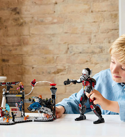 LEGO® Marvel - Captain America: Civil War Actionduell 76314 - 73