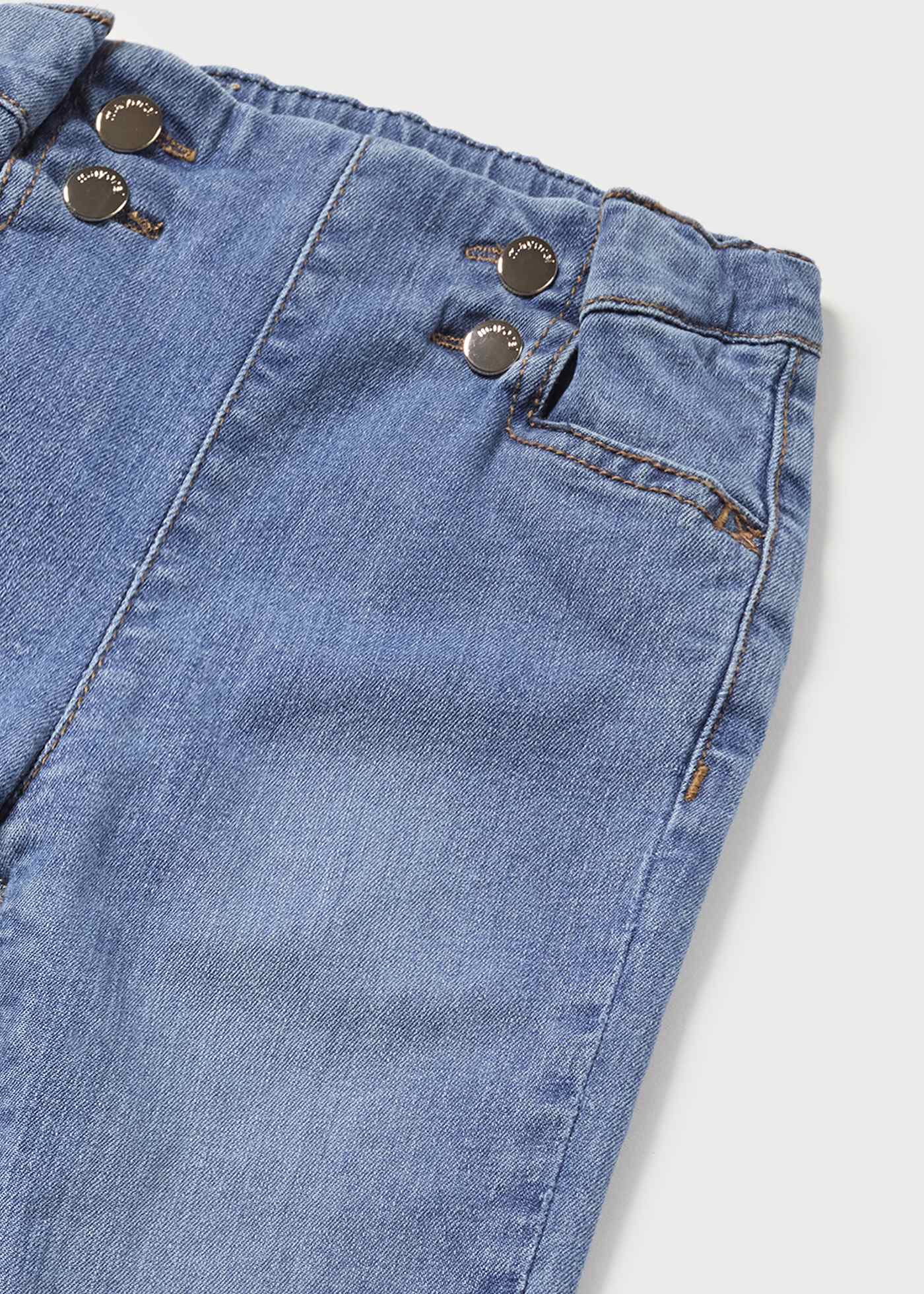 Calça jeans de bebê