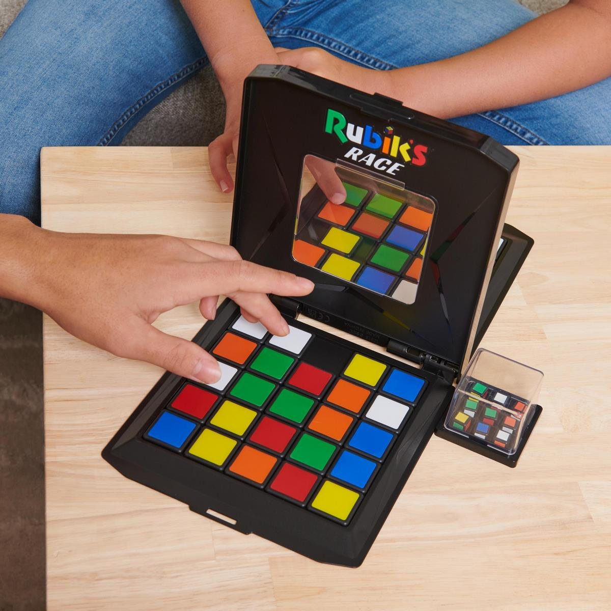Rubik's Race