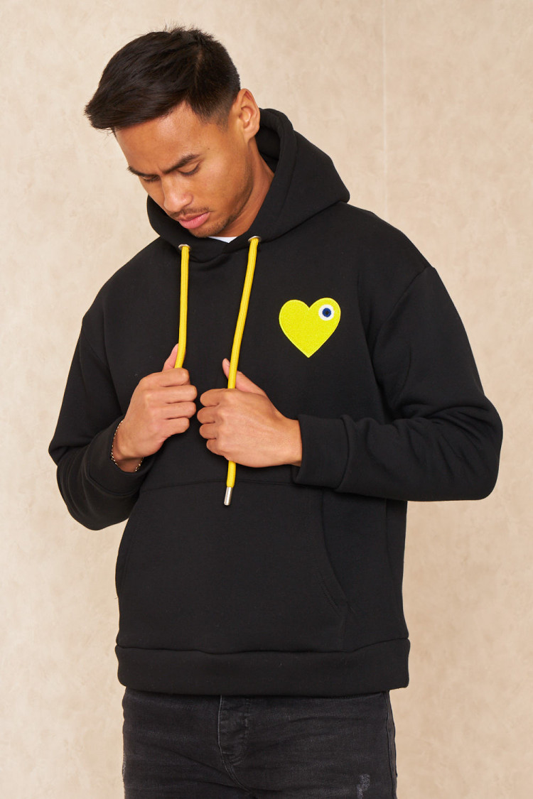 Sweat à capuche coeur brodé noir