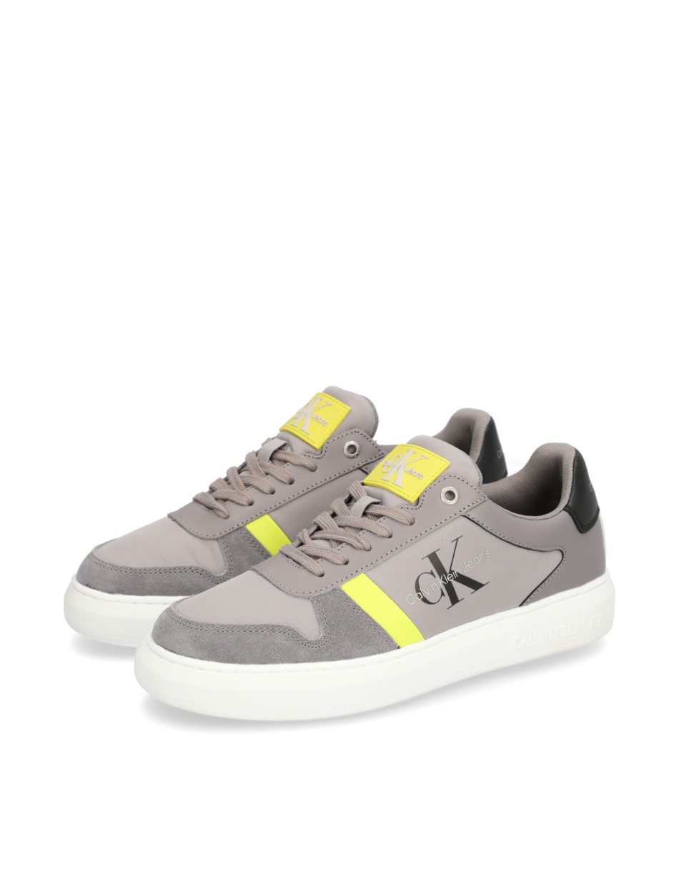 CASUAL CUPSOLE 2