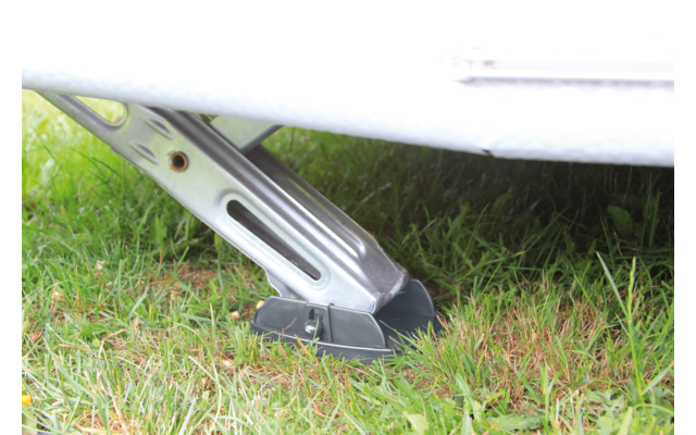 Fiamma Plates Pro Platten für die Kurbelstützen des Wohnwagens