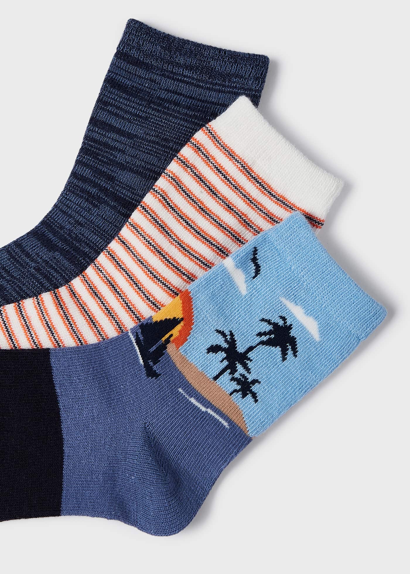 Pacote com 3 pares de meias compridas de algodão estampadas para meninos