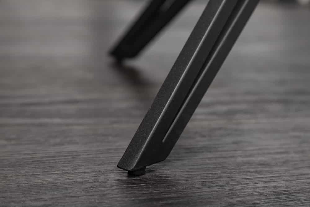 Drehbarer Design Stuhl EUPHORIA rost braun Samt mit Armlehne Metallgestell schwarz