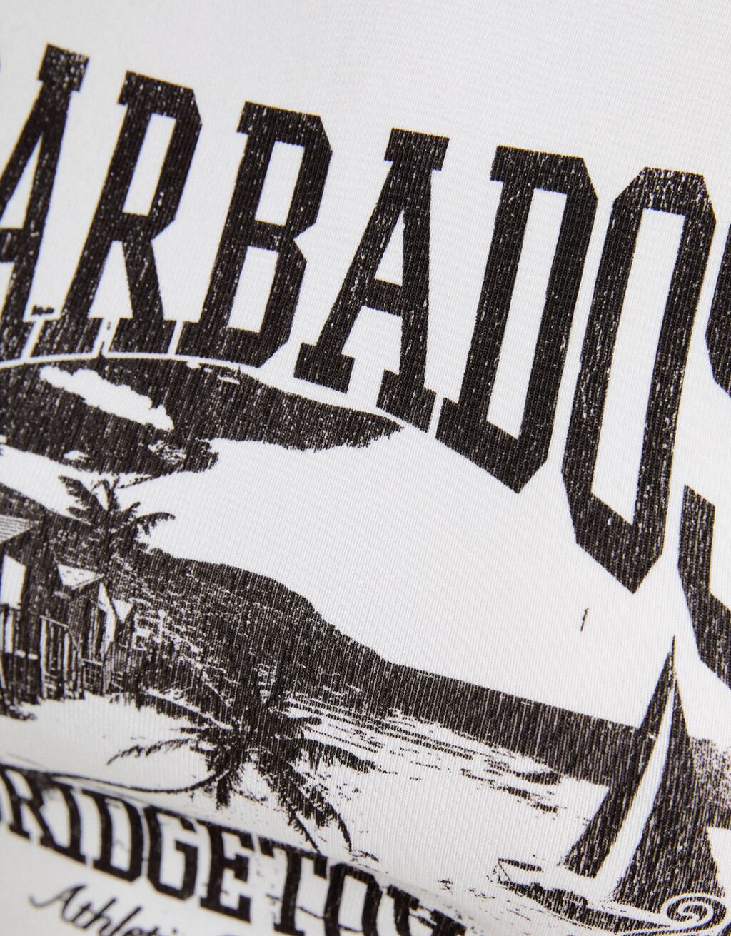 Camiseta cropped estampada sem mangas