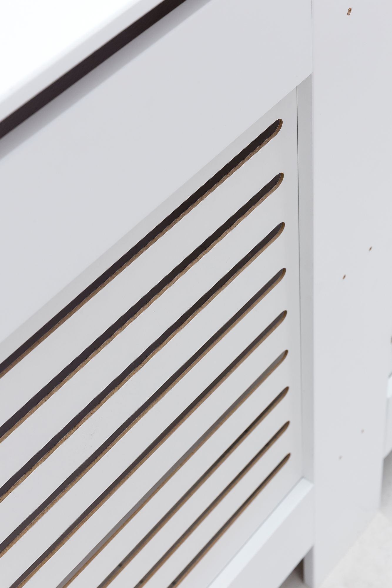 KADIMA DESIGN Moderne Heizkörperverkleidung mit Lamellen-Muster, Hochwertiges MDF-Material