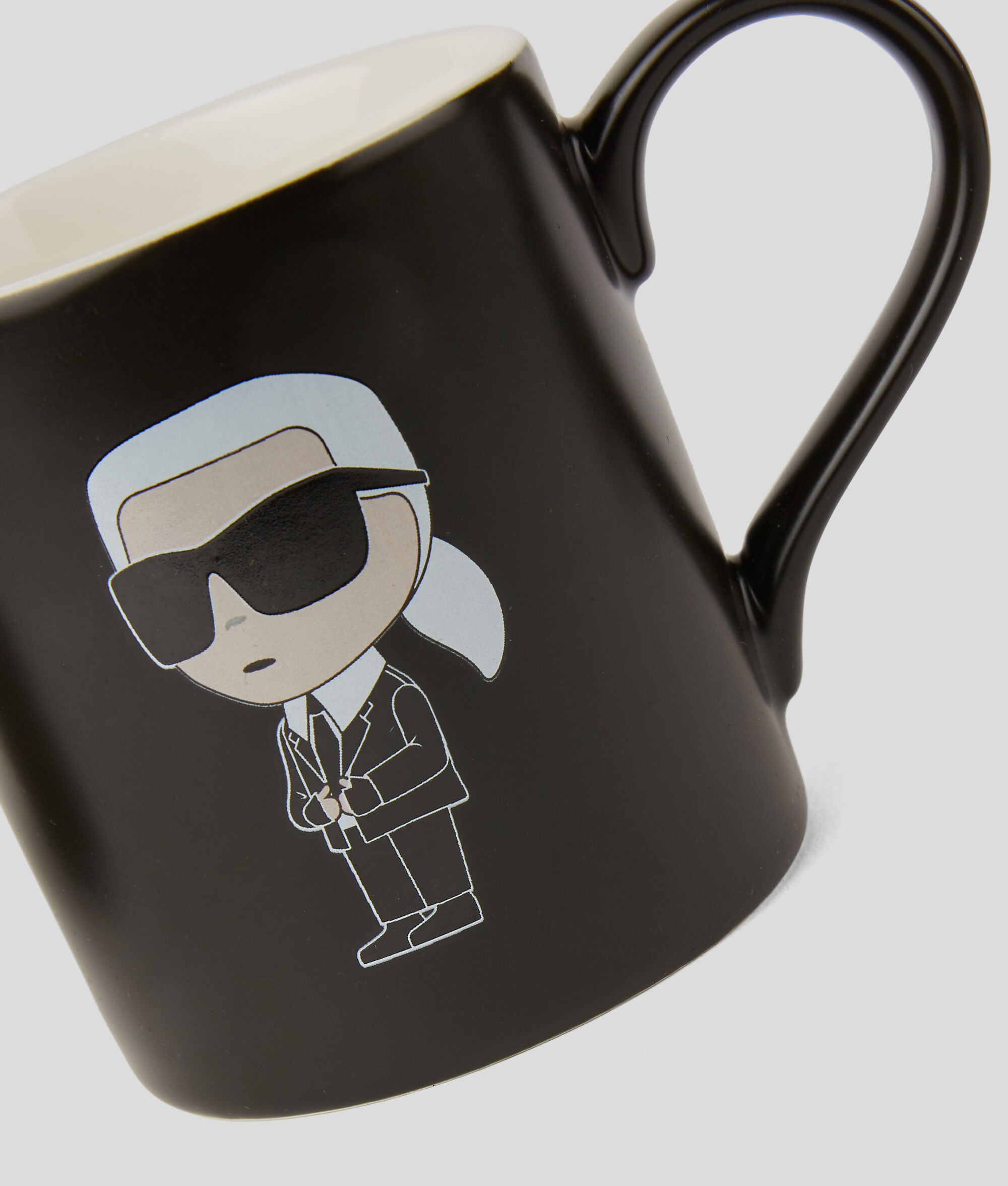 LOT DE TASSES KARL IKONIK KL X THE MET