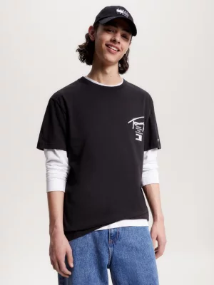 Camiseta clássica com logo nas costas