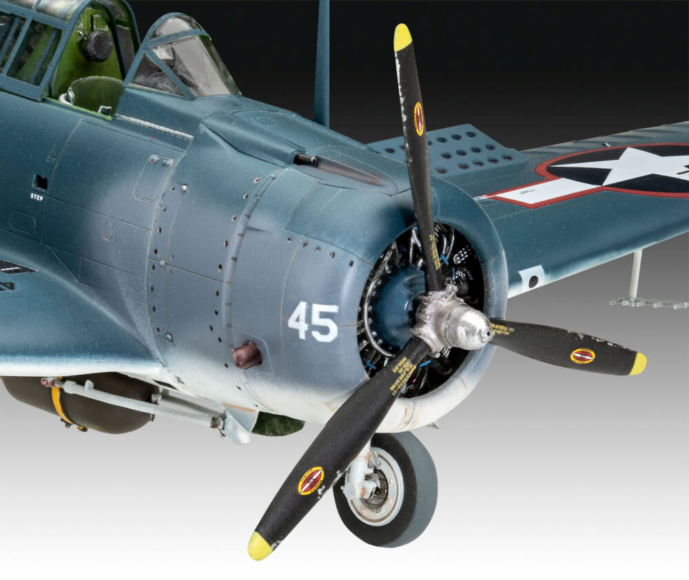 SBD-5 Dauntless , Revell Modellbausatz