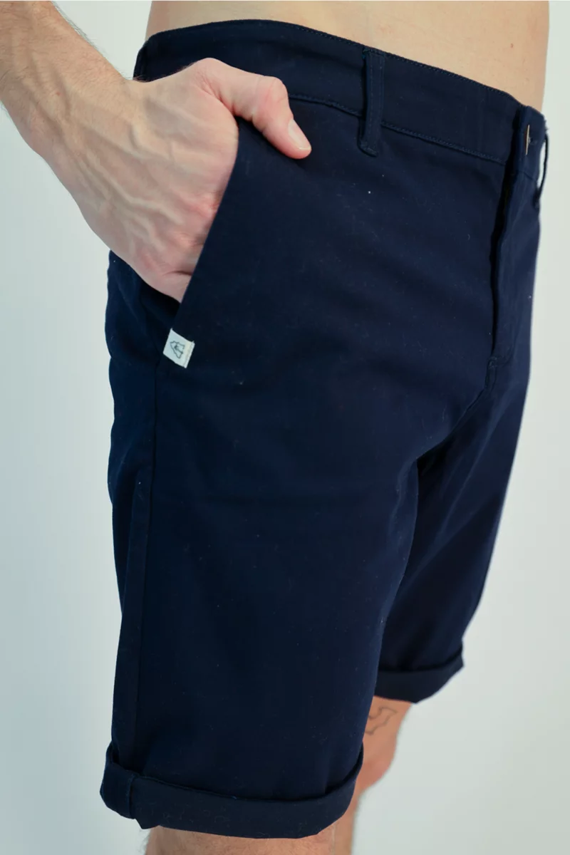 BEACH MOUNTAIN Herren Short