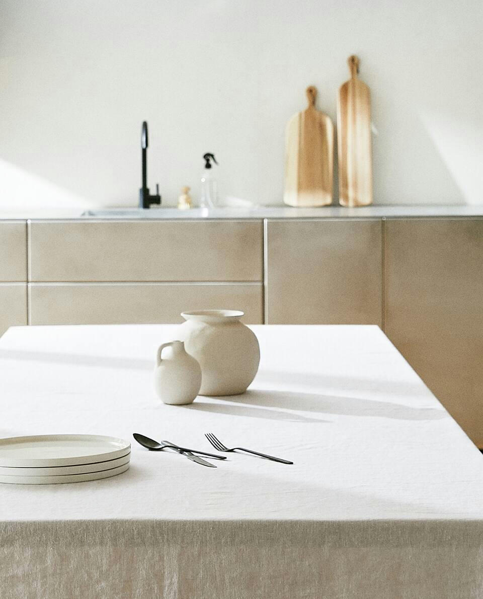 TOALHA DE MESA DE LINHO LAVADO