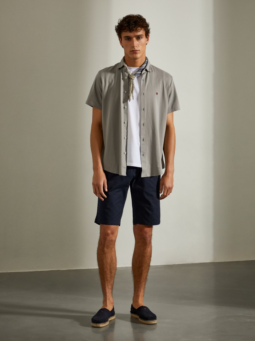 Camisa slim fit mang curta