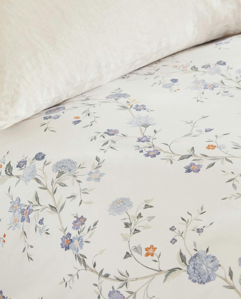 CAPA DE EDREDOM COM ESTAMPA FLORAL AZUL