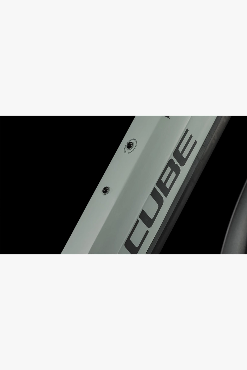 CUBE Kathmandu Hybrid ONE 750 28 E-Bike 2024