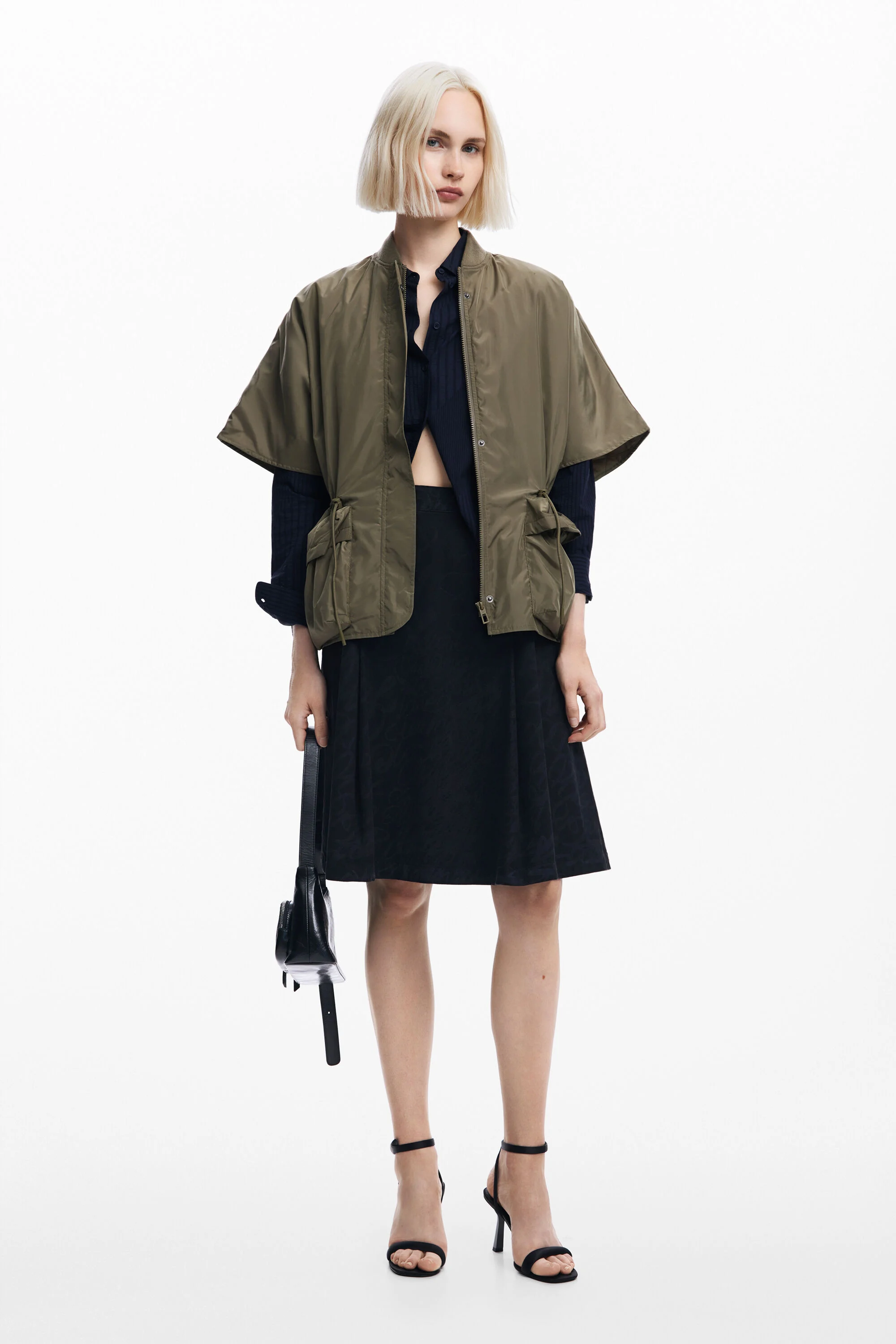 Poncho de nylon ajustável