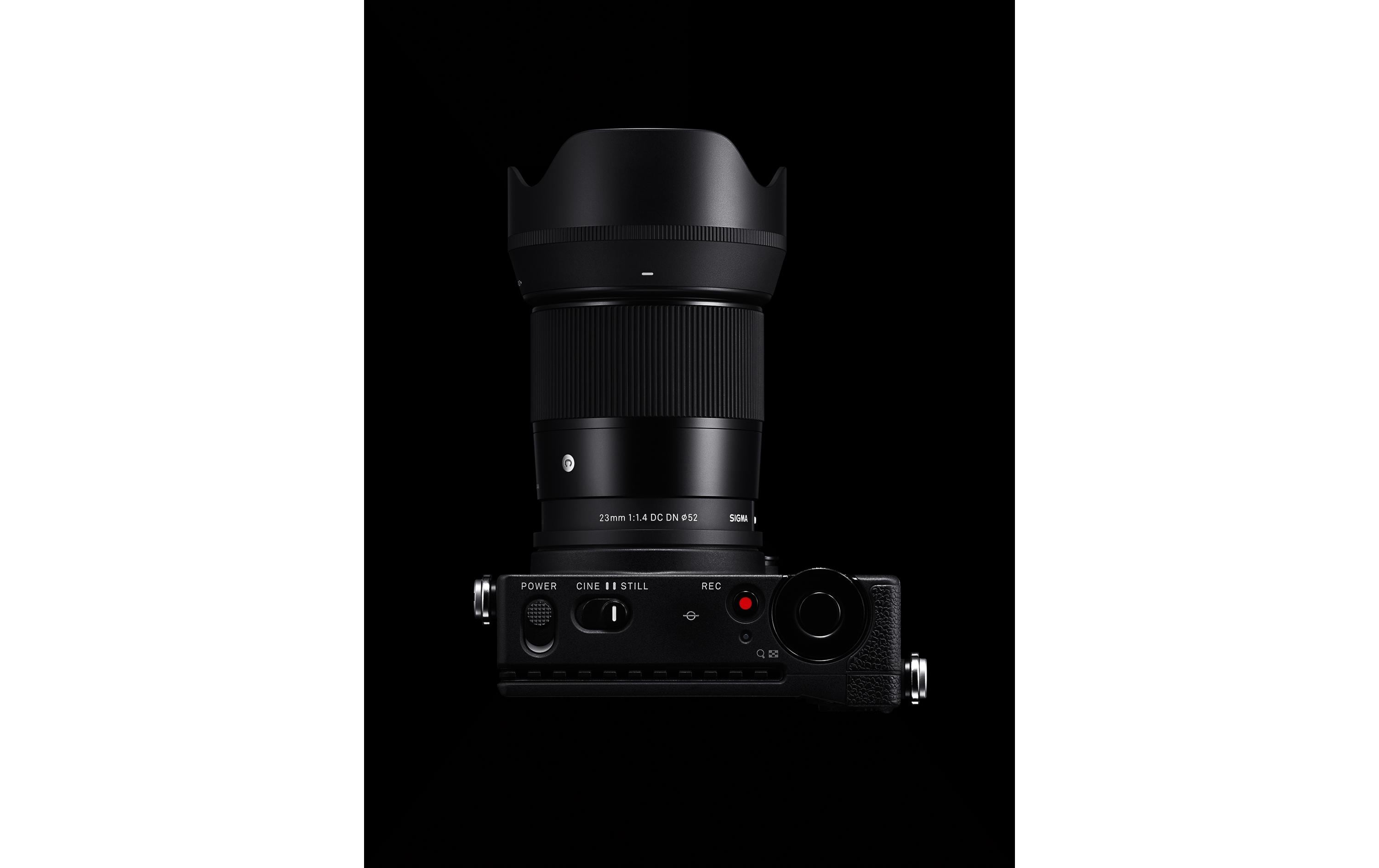 Festbrennweite 23mm F/1.4 DC DN C – L-Mount<br>Kleine, kompakte und lichtstarke Festbrennweite für APS-C Kameras
