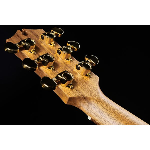 Maton EA80C