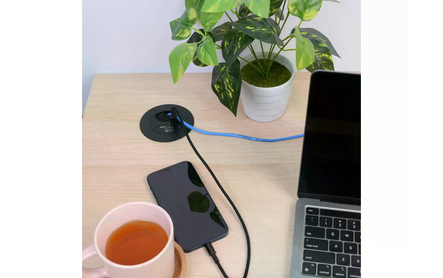 USB-Ladesteckdose USB A+C mit Kabeldurchführung, SchwarzKabeldurchführung mit USB A und USB C Charger