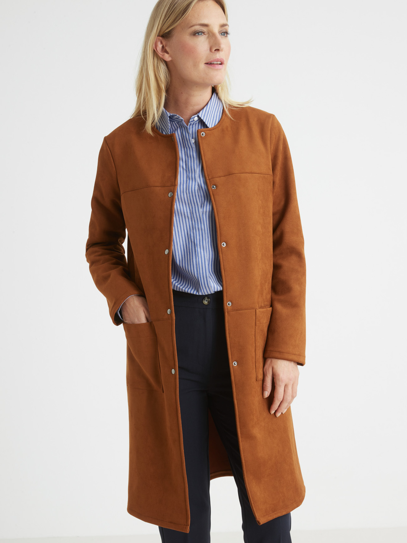 Veste droite longue en suédine