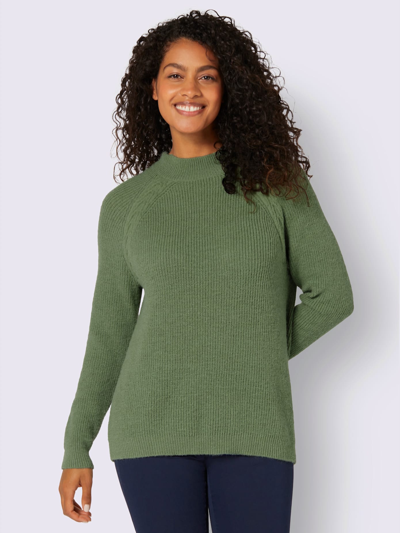 Pull motif torsadé sur les épaules