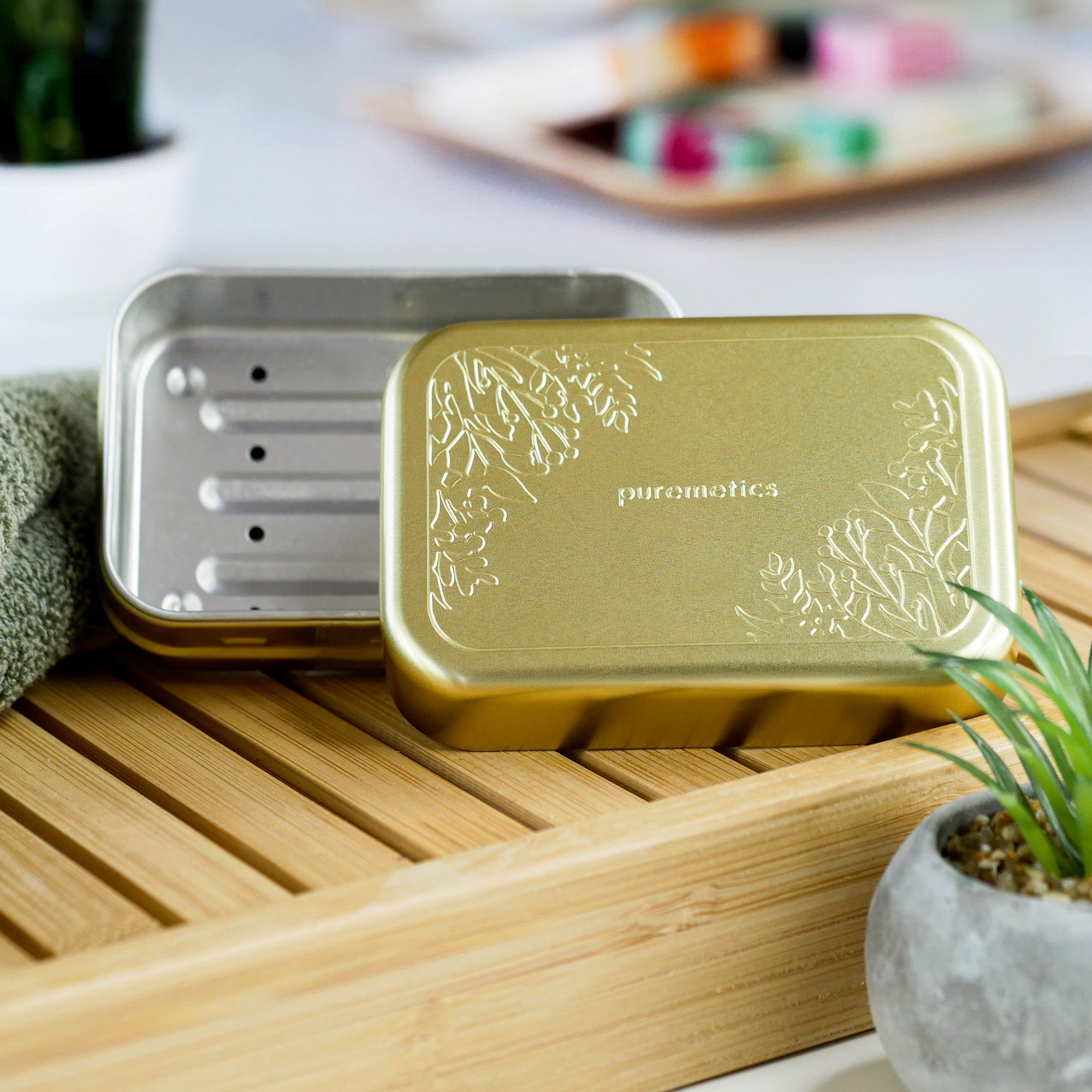puremetics  Seifenbox mit Abtropfeinsatz