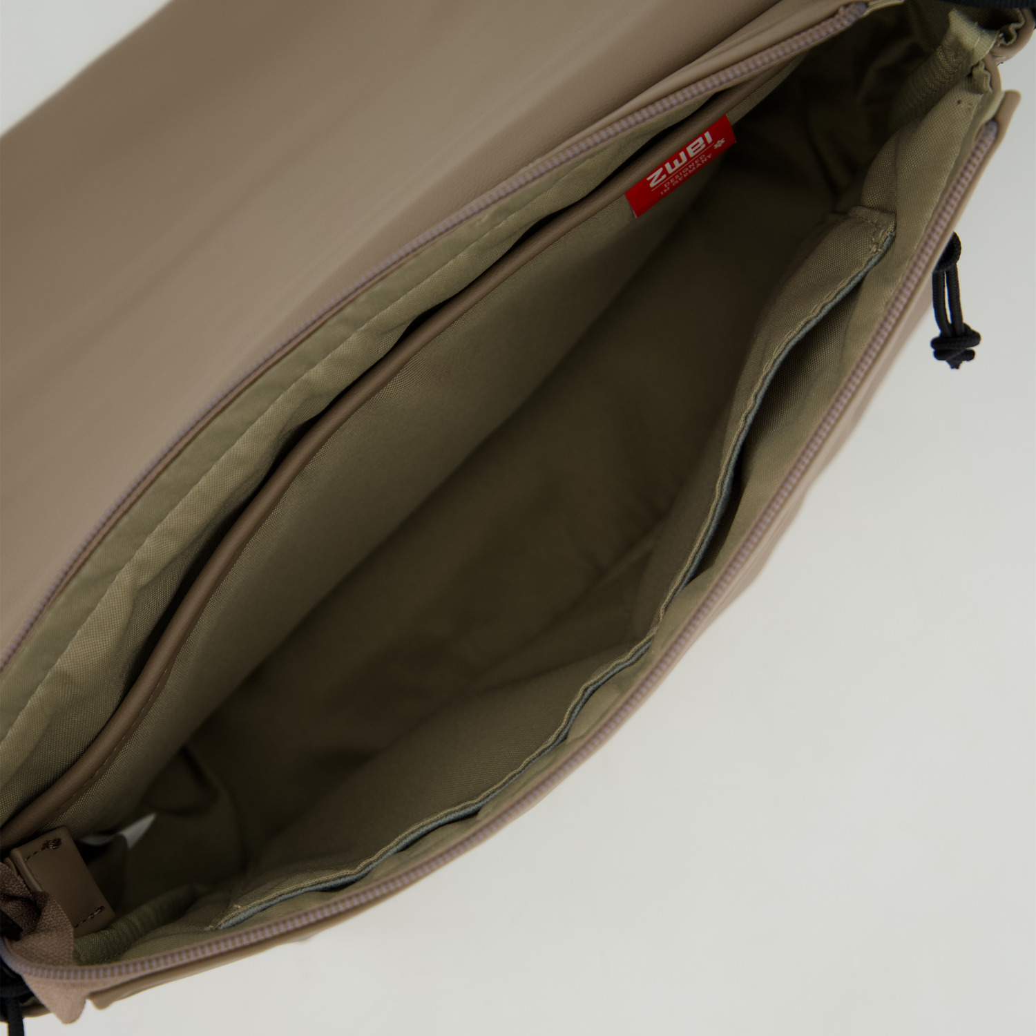 Zwei Cargo CA60