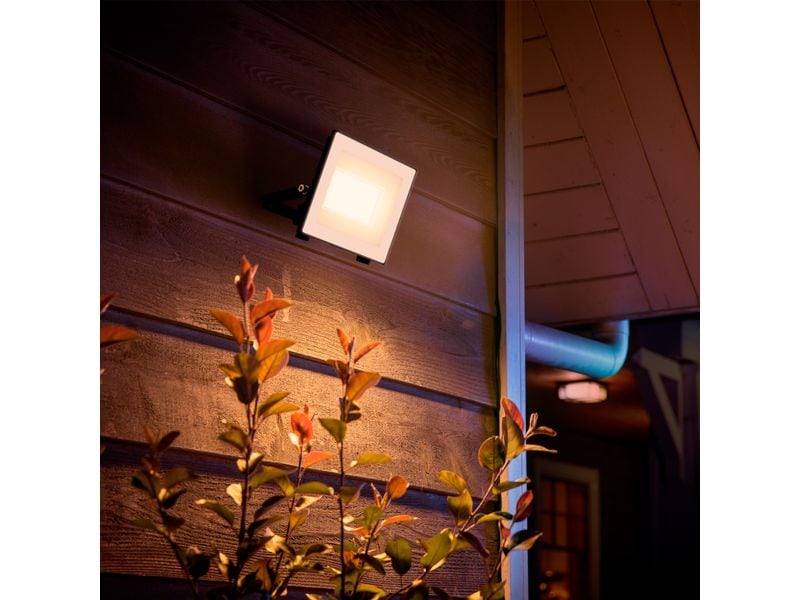 Philips Lois Ultra-Efficient-Flutlicht UE 14W 3000 K IP65 1 Hocheffizienter Scheinwerfer mit Bewegungssensor