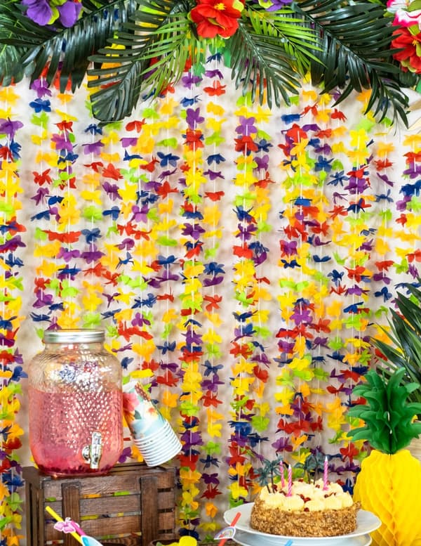 Hawaii-girlander med fargerike blomster. Size-Standard