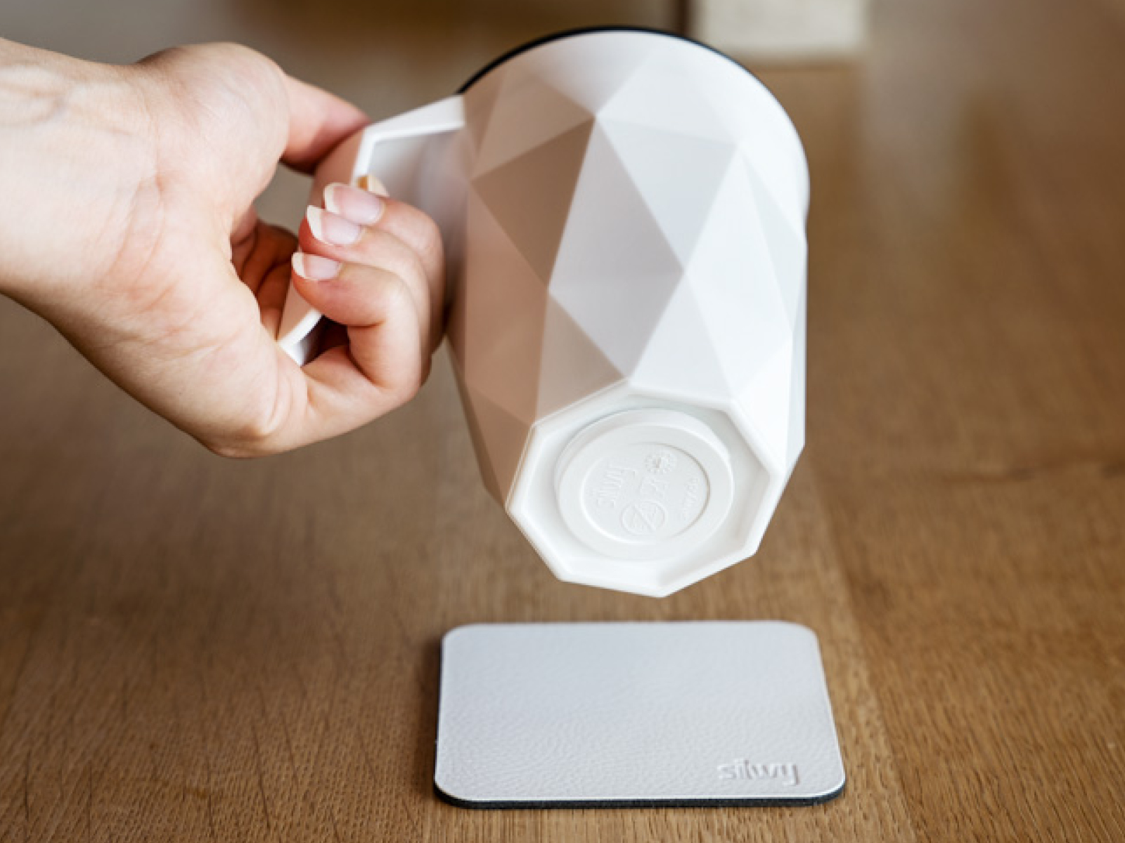 Silwy magnetisch koffiekop met nano-gel-pad en deksel