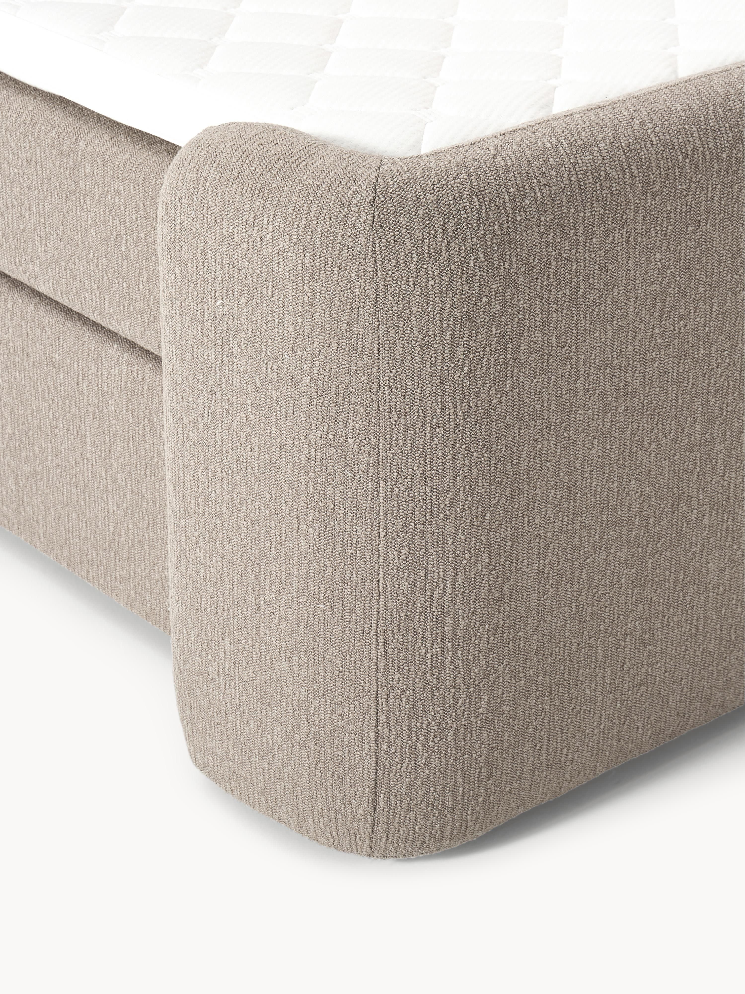 Bouclé boxspring bed Perla