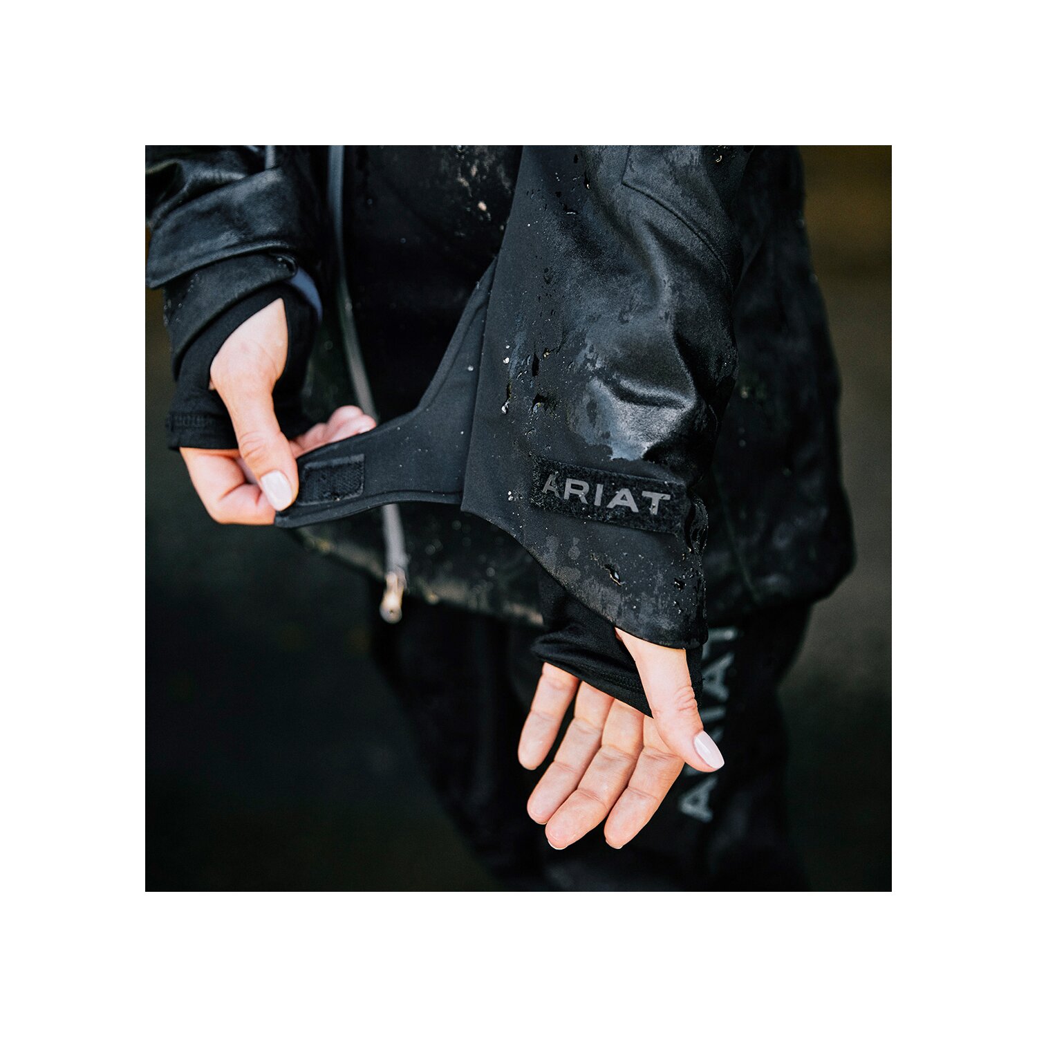 ARIAT Jacke Venture Waterproof - black